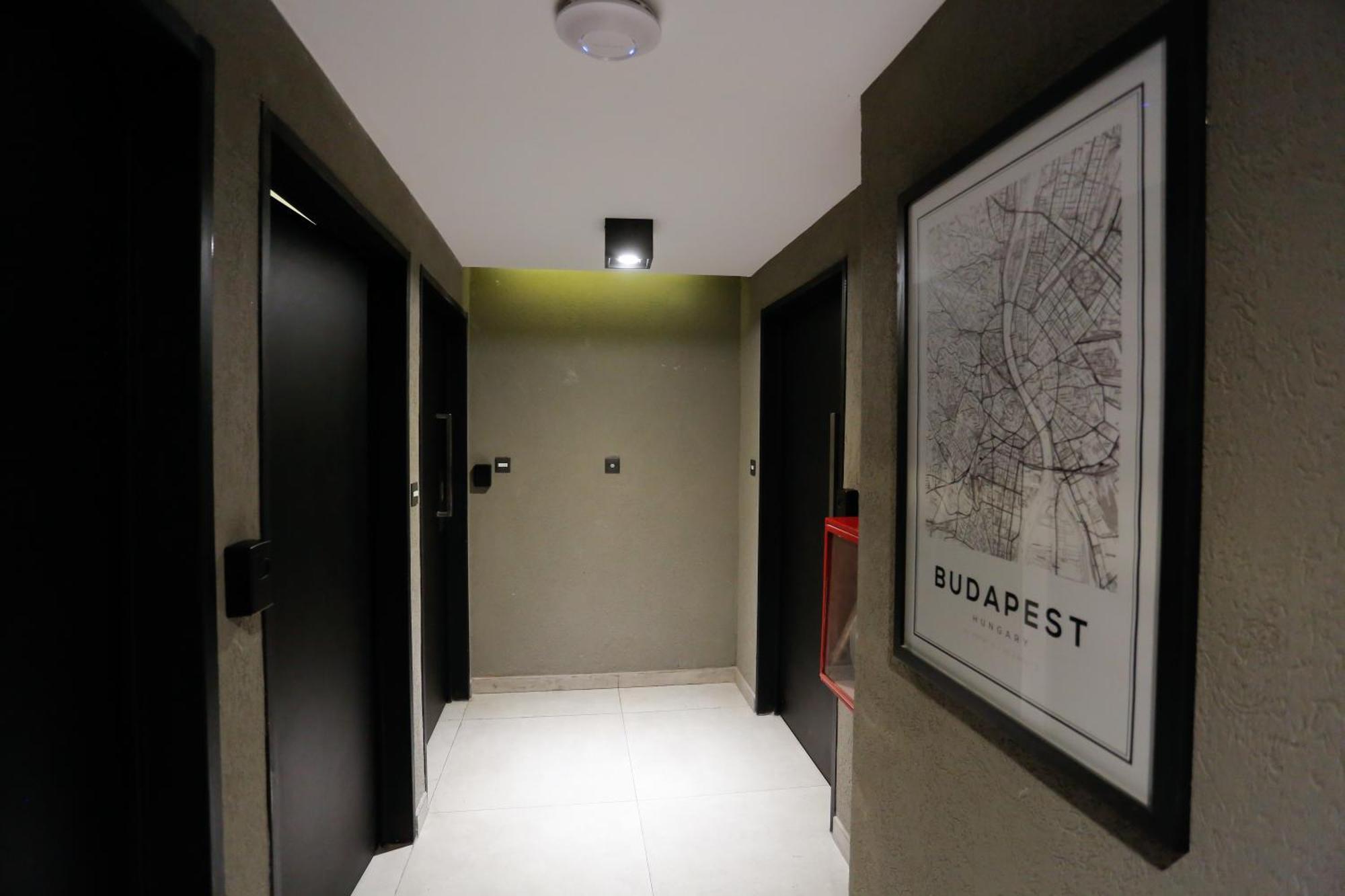 Own Belgrano Studios & Suites Buenos Aires Bagian luar foto